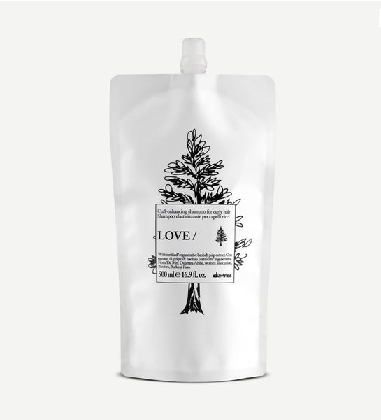Éco-recharge LOVE CURL Shampoo
Shampoing hydratant pour cheveux bouclés